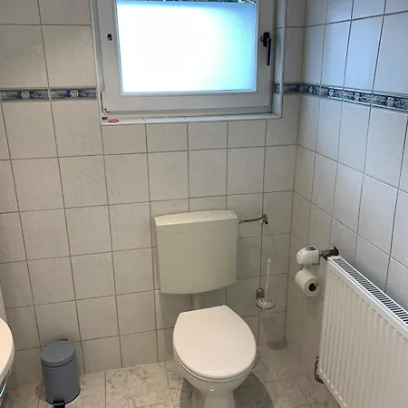 Grosse Mit 2 Schlafzimmern In Koerbecke