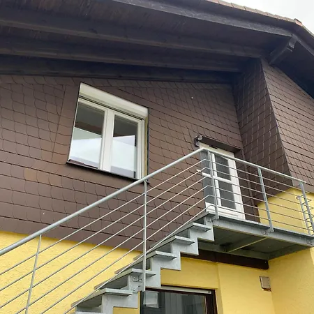 Grosse Mit 2 Schlafzimmern In Koerbecke *