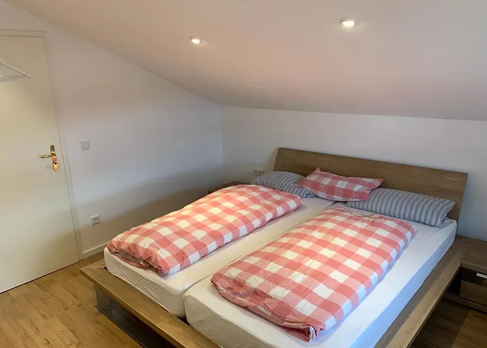 Appartement Grosse Mit 2 Schlafzimmern In Koerbecke *